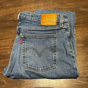 Levi’s Wedgie Straight Jeans